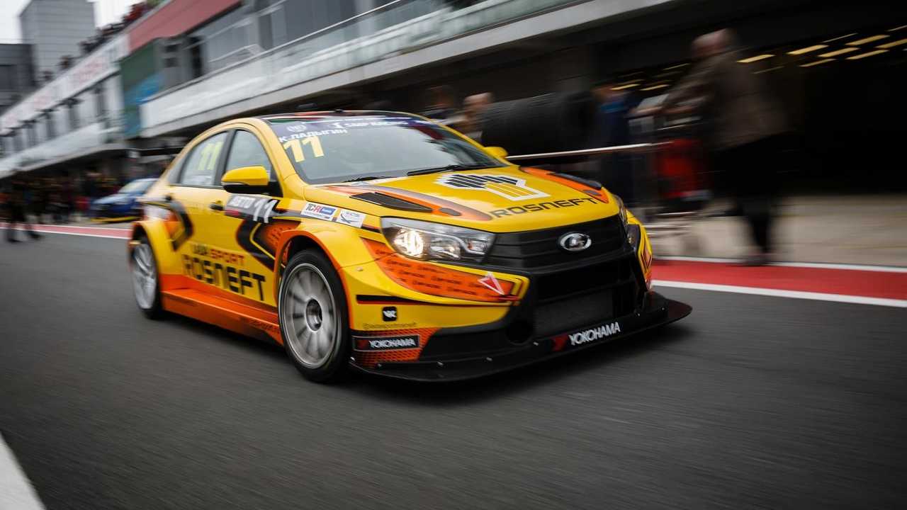 LADA Sport ROSNEFT debuts in WTCR World Cup